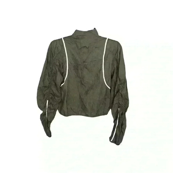 FP Movement Great Escape Run Windbreaker NWOT SMALL Black and Silver - Picture 5 of 9